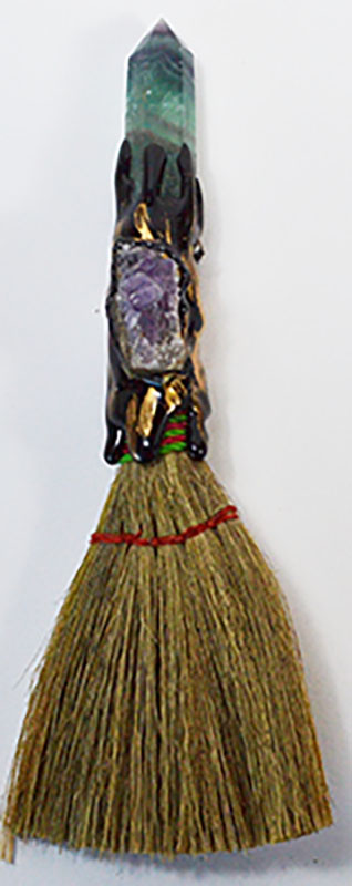 (image for) 7" amethyst W Crystal broom