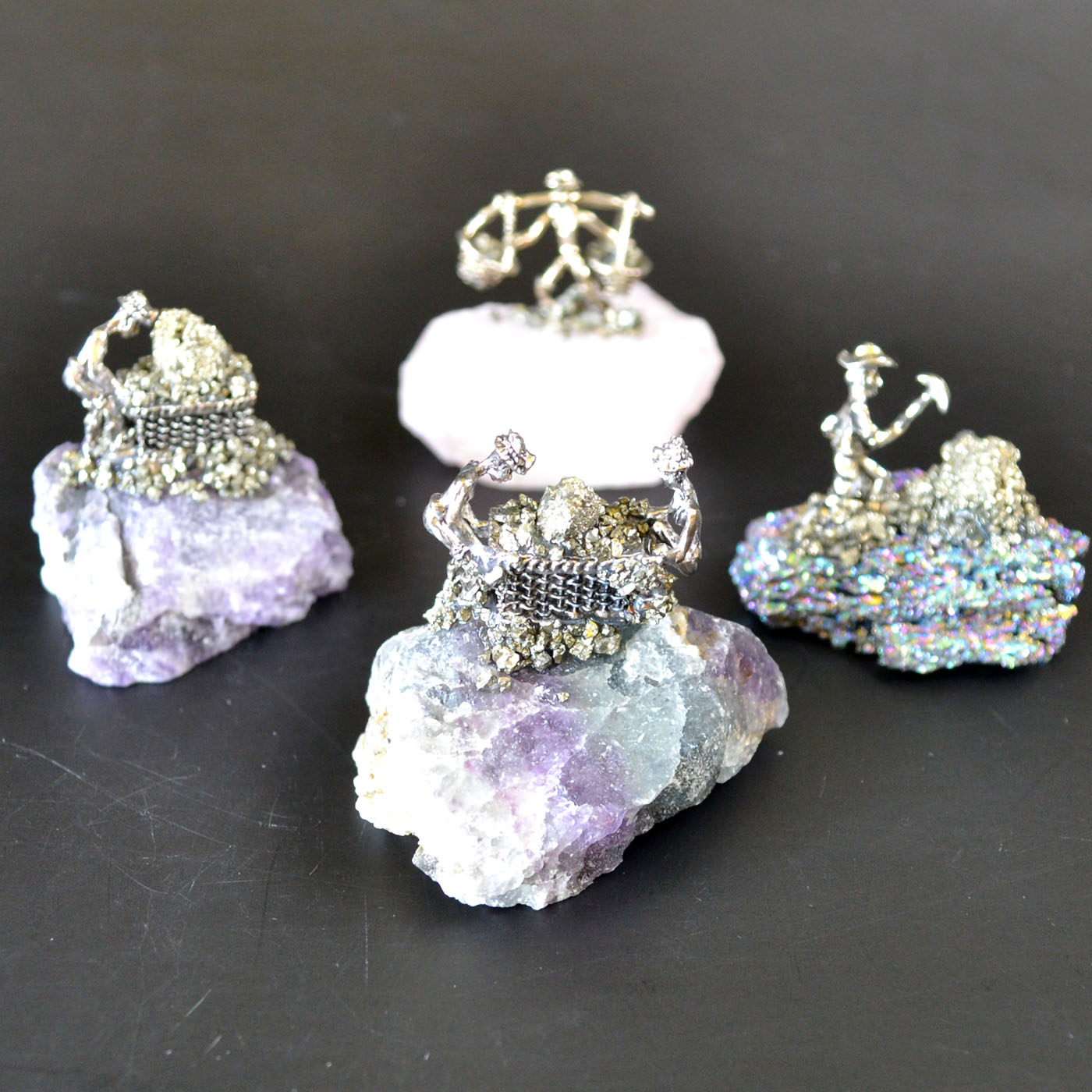 (set of 4) Miner on Mixed stones (image for) (set of 4) Miner on Mixed stones
